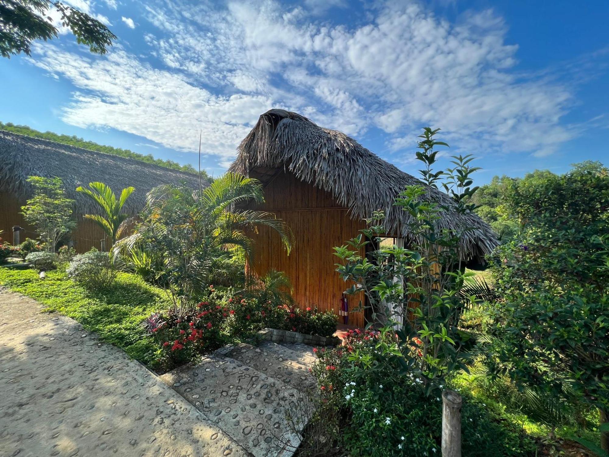 Отель Om Tara Retreat Yen Bai Экстерьер фото
